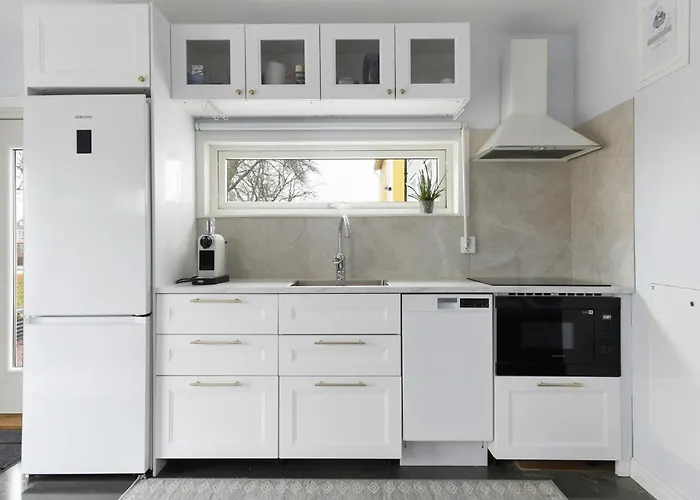 Egen Villa I Centrala Gaevle - Park House 5A